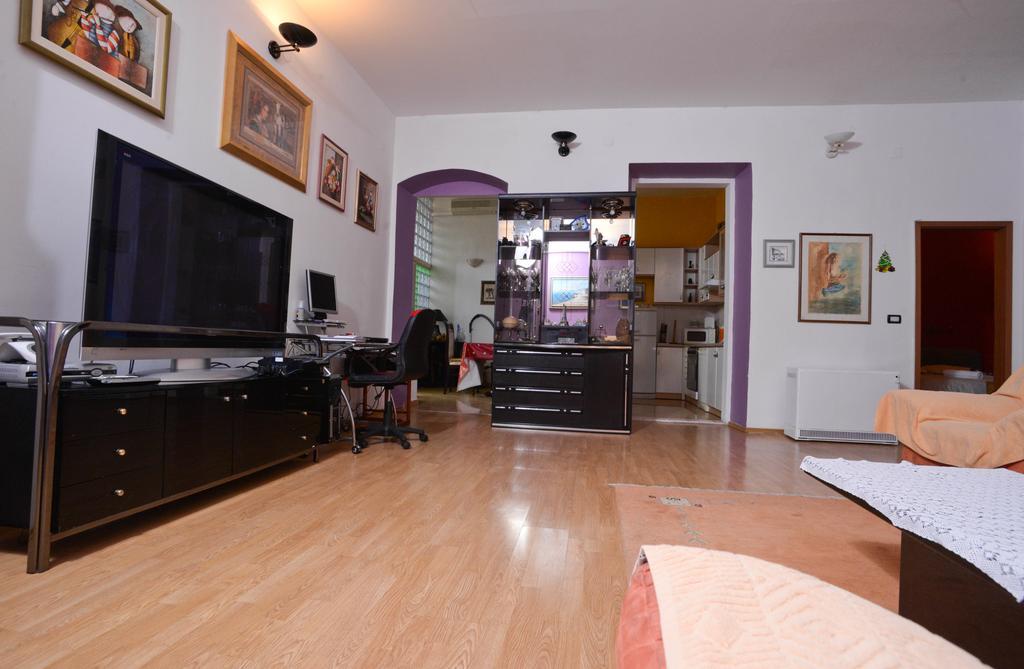 Epicenter Apartments สปลิท ห้อง รูปภาพ