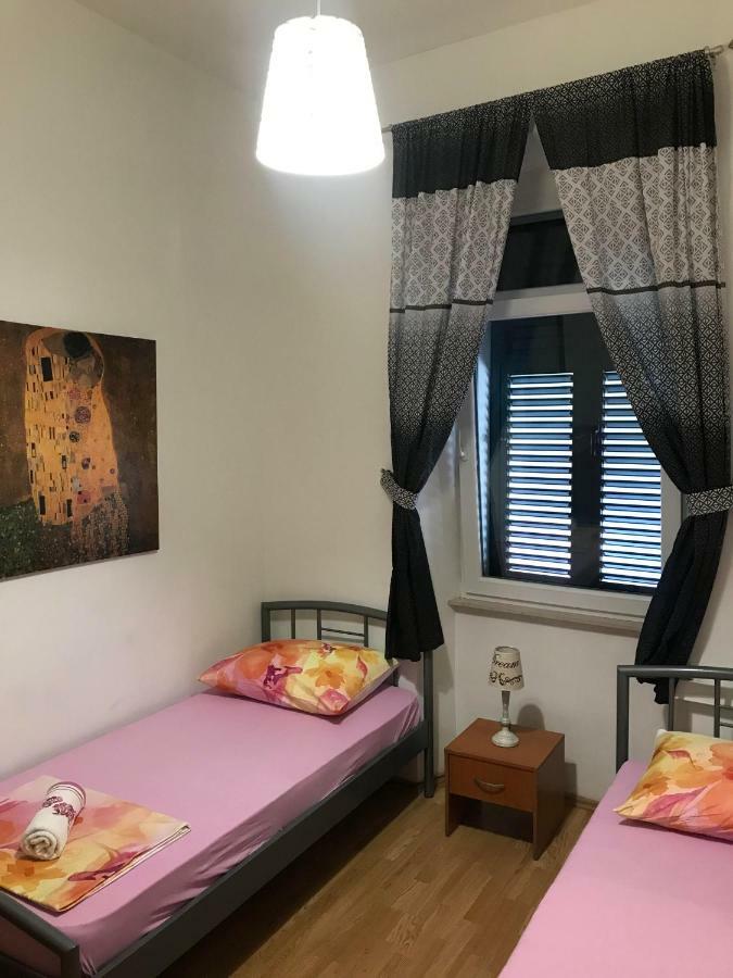 Epicenter Apartments สปลิท ภายนอก รูปภาพ